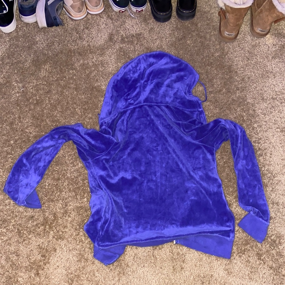 cozy purple juicy couture sweatshirt
